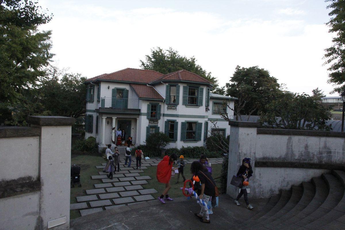 Yamate Halloween Walk 2014-11 ブラフ18番館: blog横濱探訪2